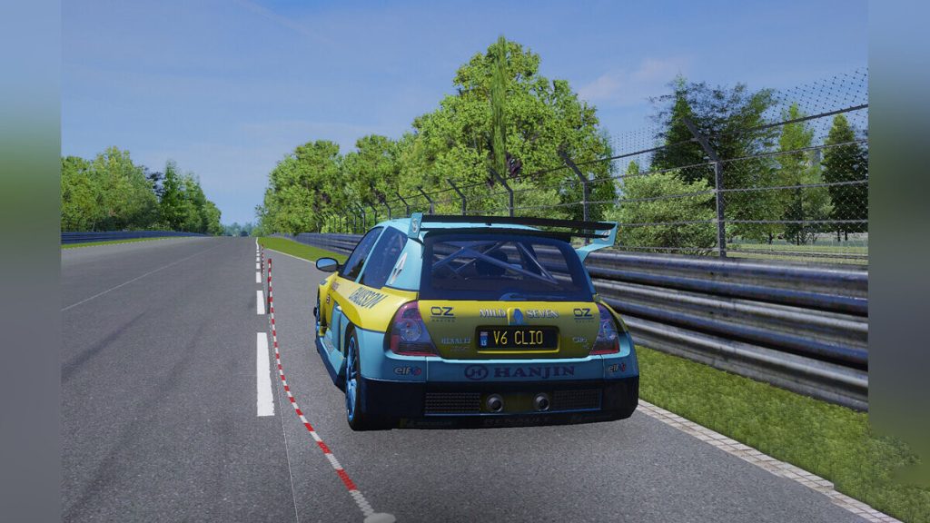 clio v6 f1 inspired livery 1726053187 380673